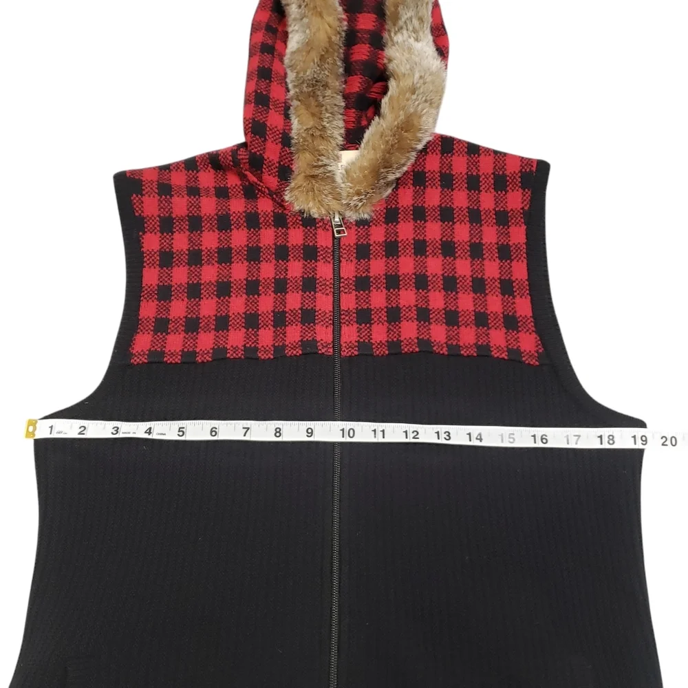Woolrich Womens Buffalo‎ Plaid Lambswool Sweater Vest Faux Fur Hood Sz Medium